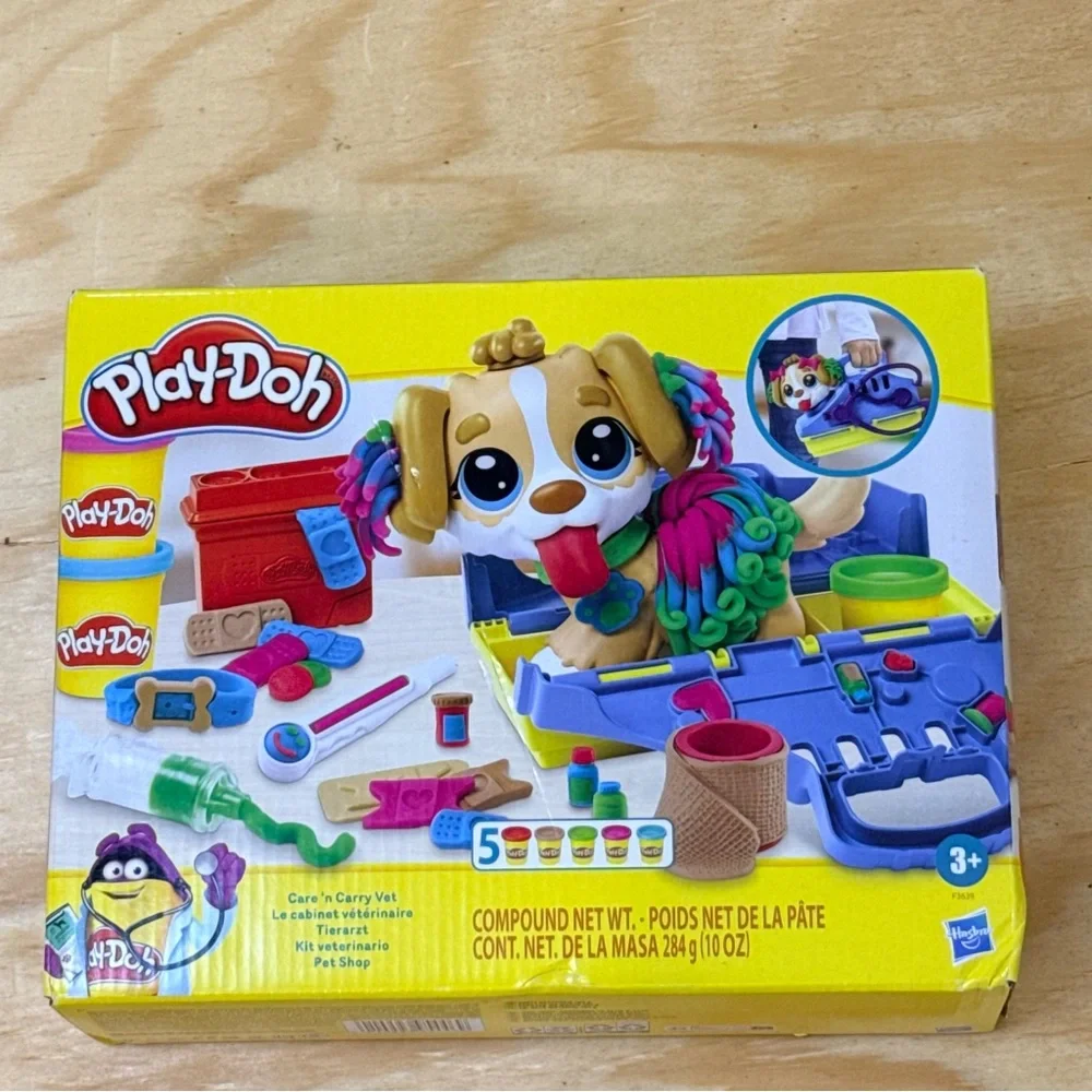 Play-Doh Care ’n Carry Vet Playset Puppy | 5 Cans | Kids Pretend Toy